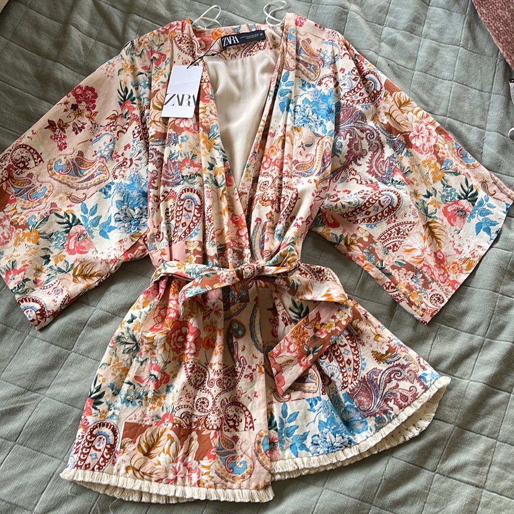 NWT Zara belted floral paisley patchwork kimono jacket with fringe